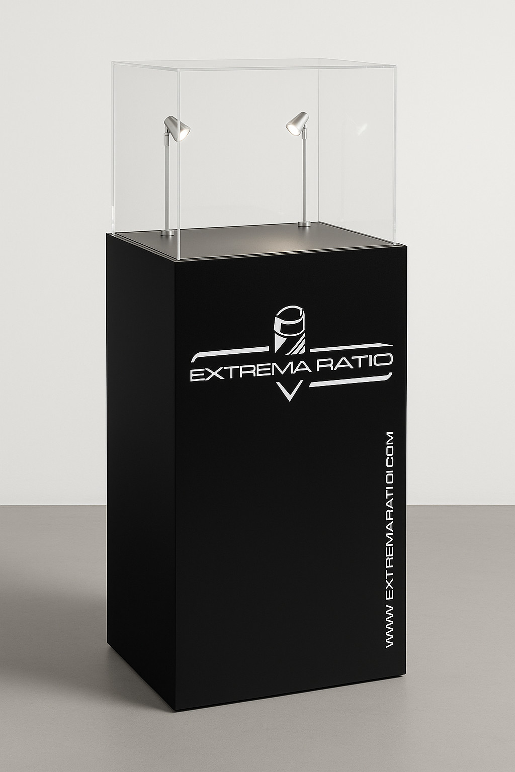 totem da terra con faretti personalizzato con logo